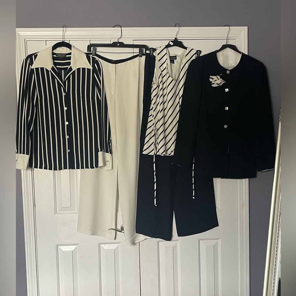 Chapter five piece suit bundle 5 pieces Navy and cream Size 6/M